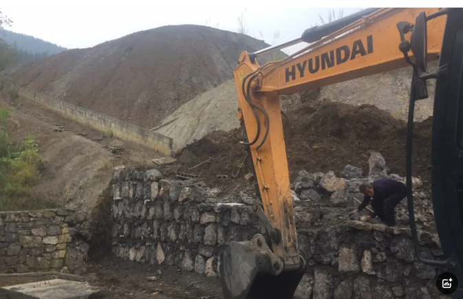 1747708602102718.png image.png